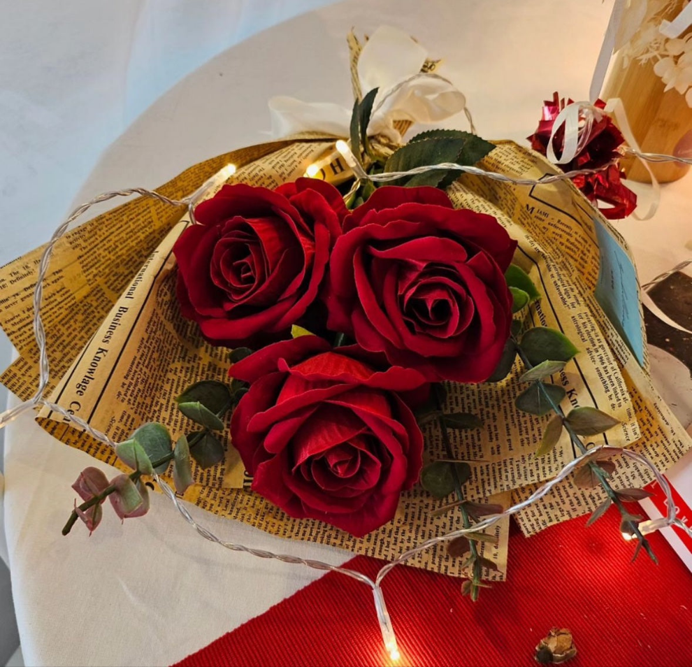 Valentine's Day Flower Bouquets